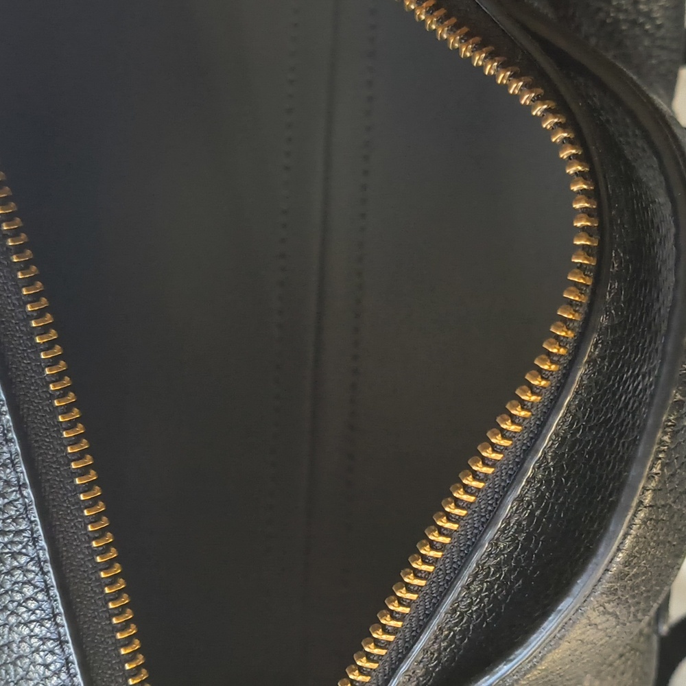 Marc Jacobs Black Crossbody Duffle Bag - Picture 5 of 5